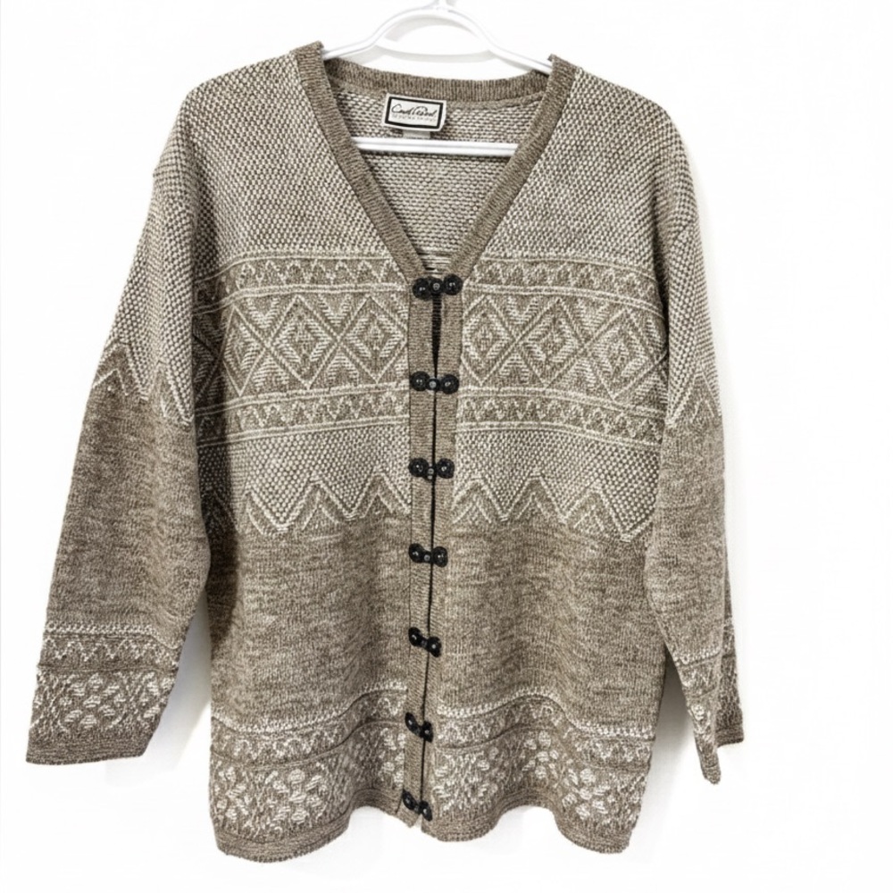 Vintage Nordic Sweater Metal Clasp Cardigan Geometric Knit Taupe Size M